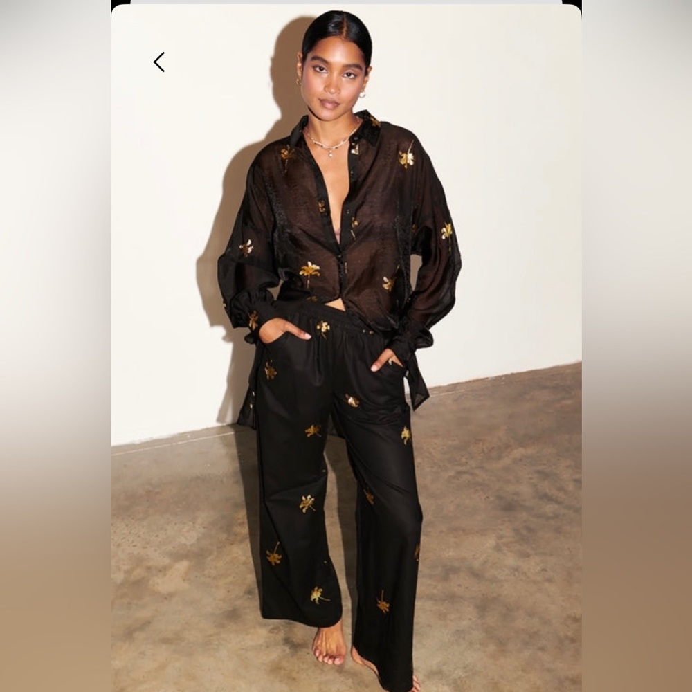 BNWOT Never Fully Dressed Gold Palm Fleck Set